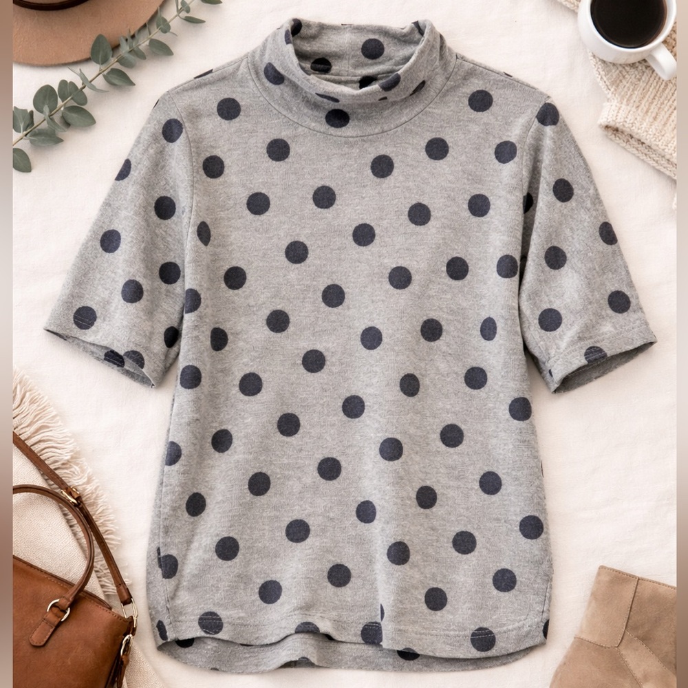 W5 Gray Polka Dot Mock Neck Knit Top Puff Sleeve NWT Women’s Small